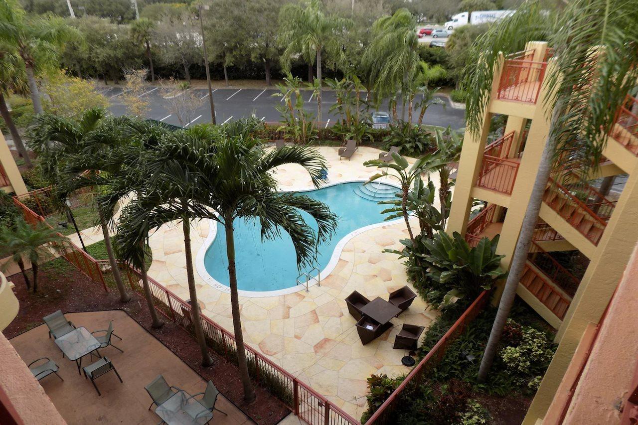 Boca Suites Deerfield Beach; Surestay Collection By BW Kültér fotó