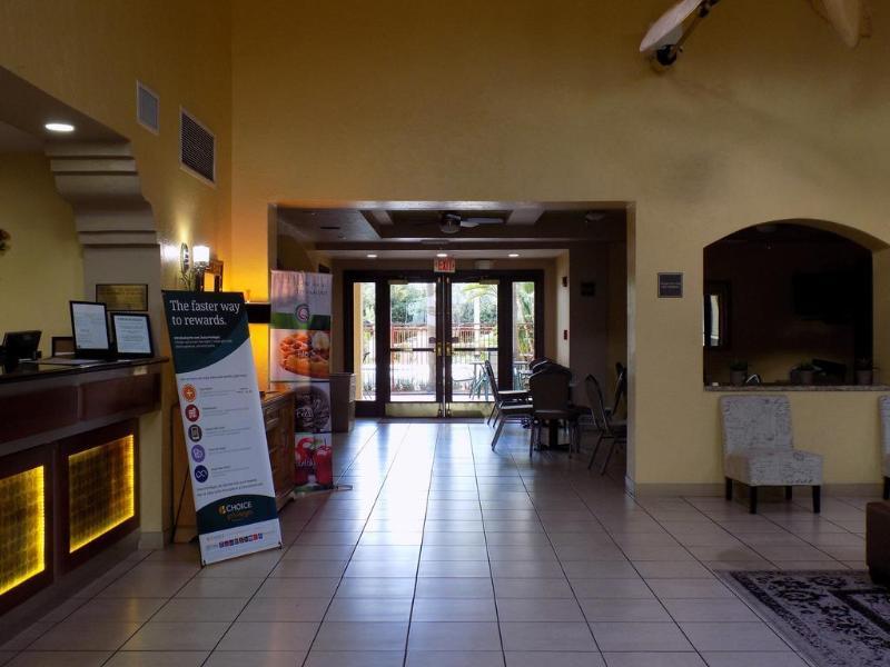 Boca Suites Deerfield Beach; Surestay Collection By BW Kültér fotó
